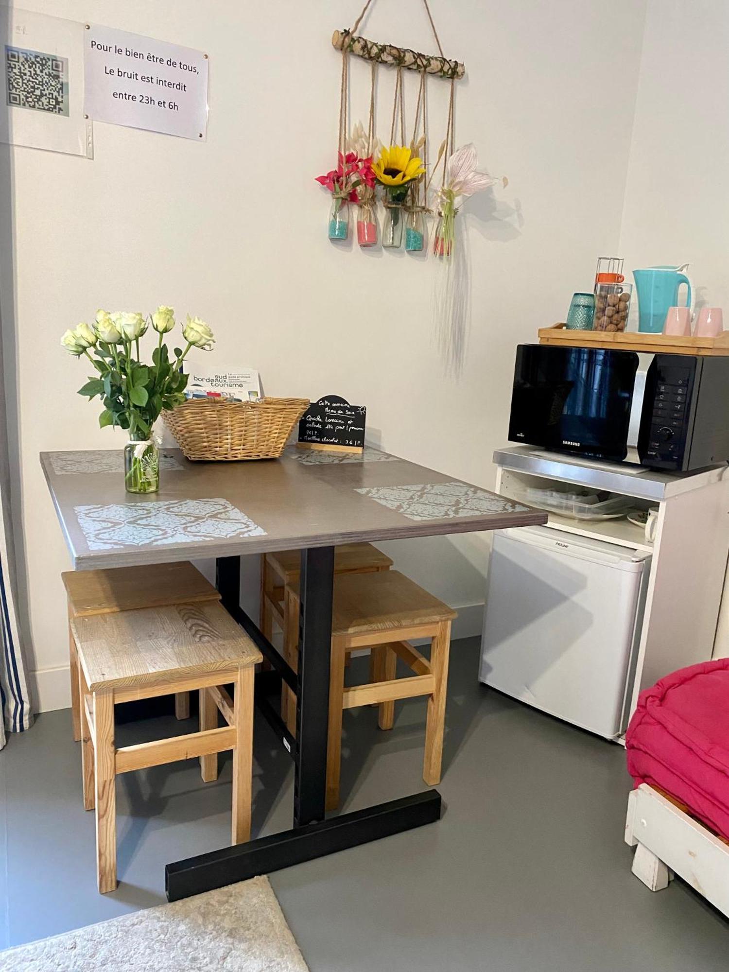 Chambres D'Elisa Saint-Morillon Luaran gambar